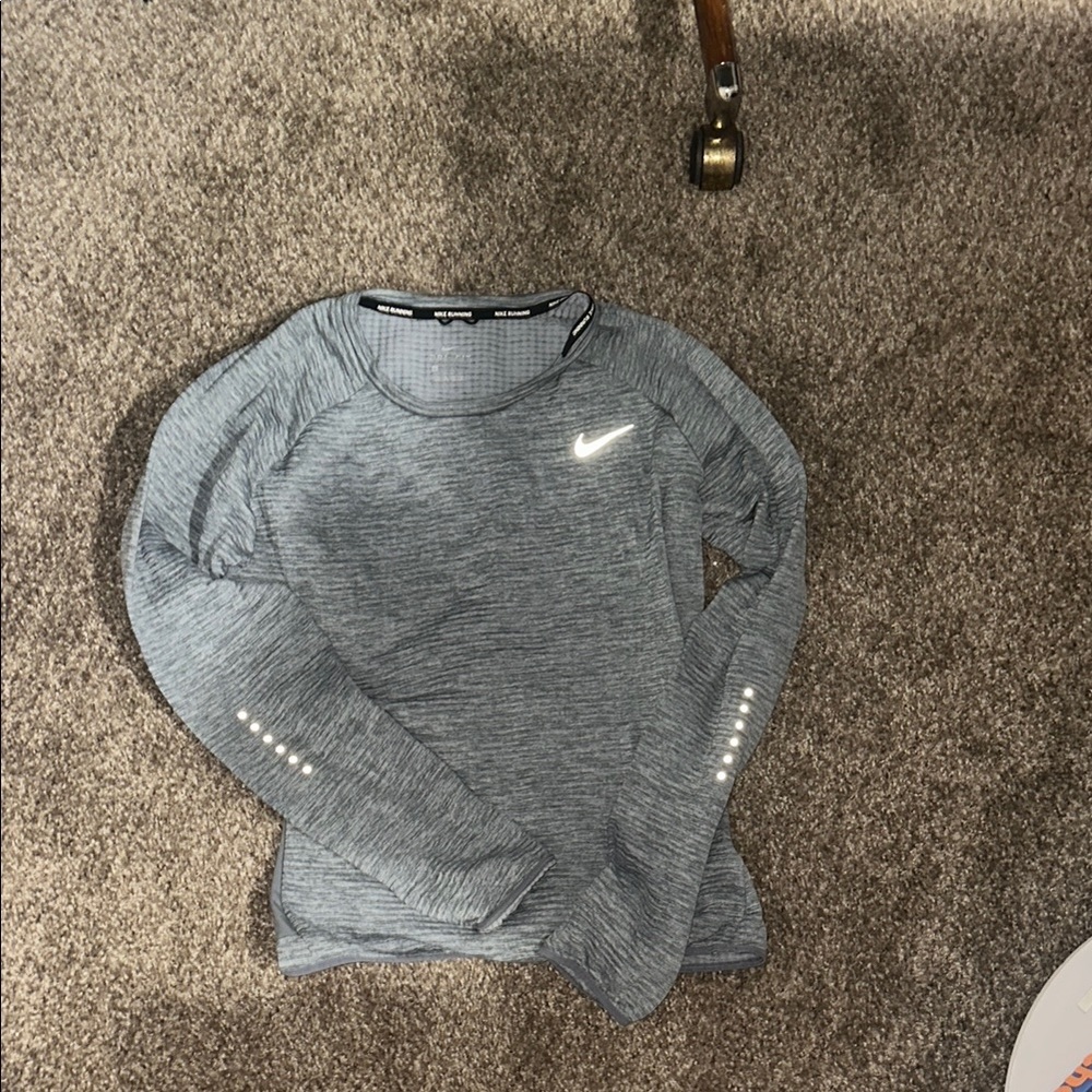 Nike Gray Long Sleeve Women's Top